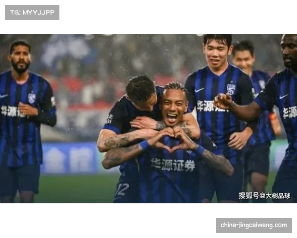 武汉三镇主场完胜浙江队 止住三连败积分由负转正